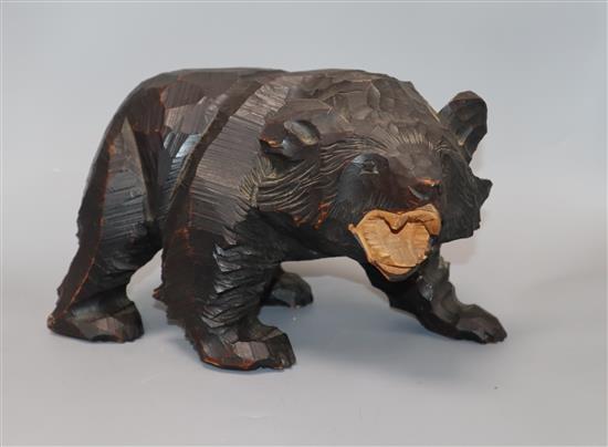 A Black Forest carved wood bear height 20cm